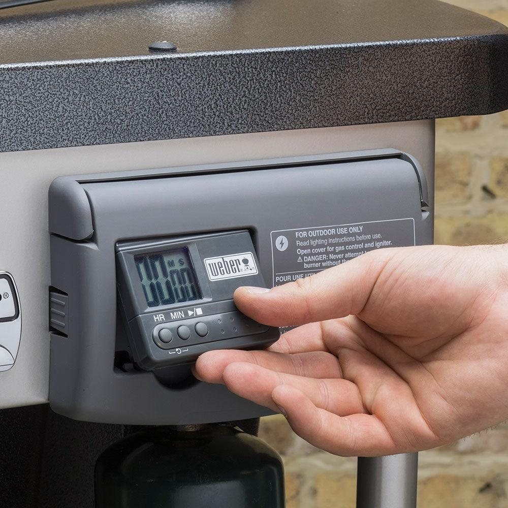 Weber Weber Performer Deluxe 22 in Charcoal Barbecue